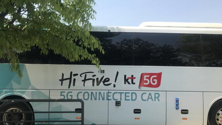 [르포] KT ‘5G 자율주행 버스’ 타보니 “운전대 잡지 않아도 안전운행”