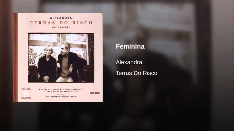 Feminina