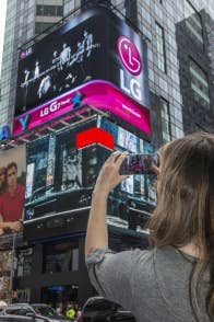 LG전자, 방탄소년단 앞세워 북미 공략 강화…뉴욕서 광고