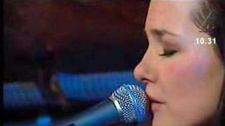 Sophie Zelmani - Stay With My Heart (live@tv4 morgon)