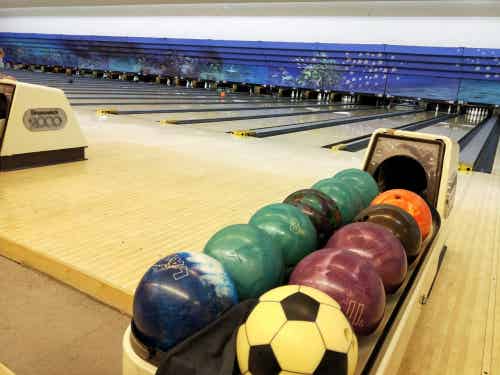 破冰遊戲 保齡球俱樂部 Band