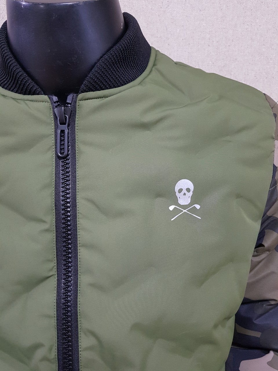 d_c51Ud018svc1f9h4p43d9fha_oxthmn.jpg?type=e1920_std