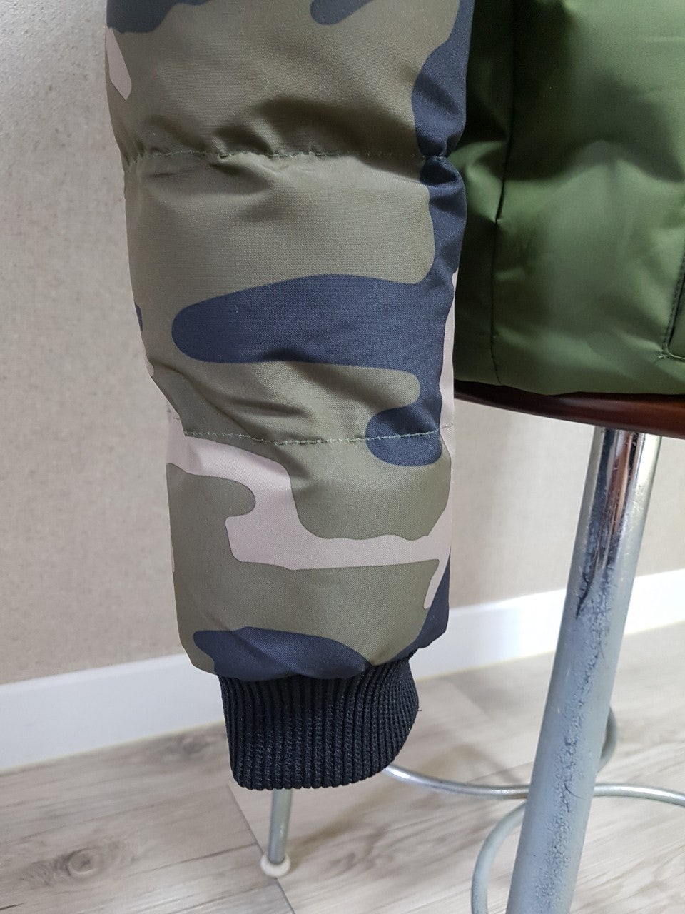 e_751Ud018svc1nglk7s9x10ul_oxthmn.jpg?type=e1920_std