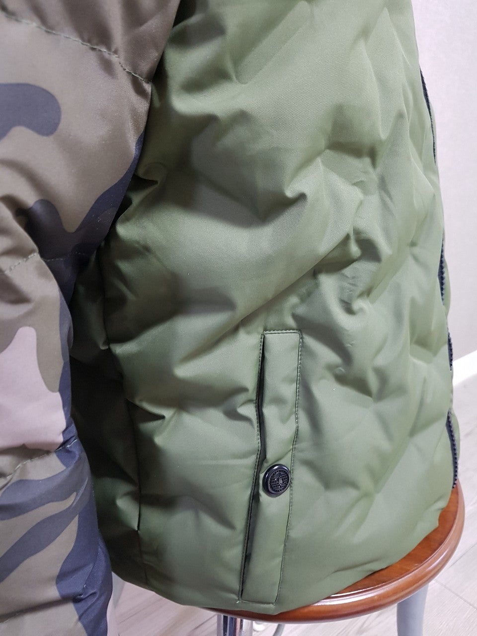 e_551Ud018svc1529vy0to070u_oxthmn.jpg?type=e1920_std