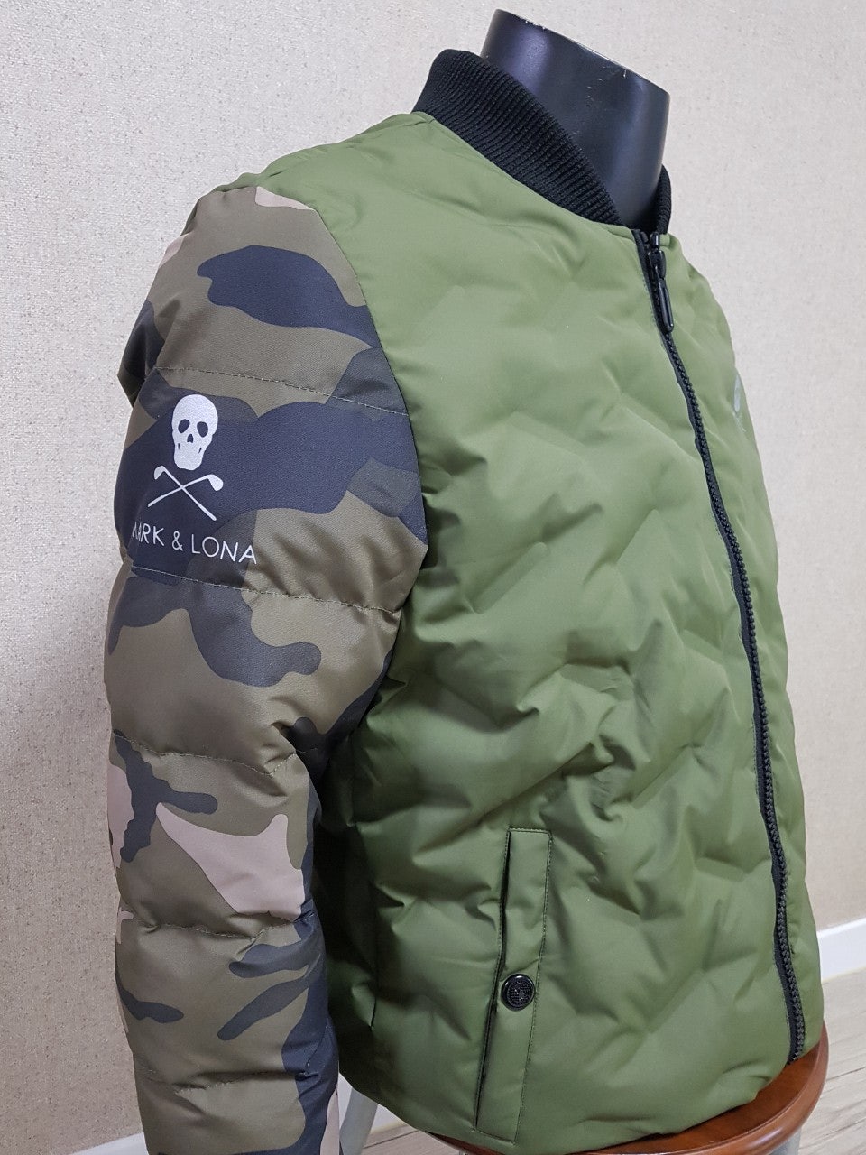 d_f51Ud018svc1f7srns003v5n_oxthmn.jpg?type=e1920_std