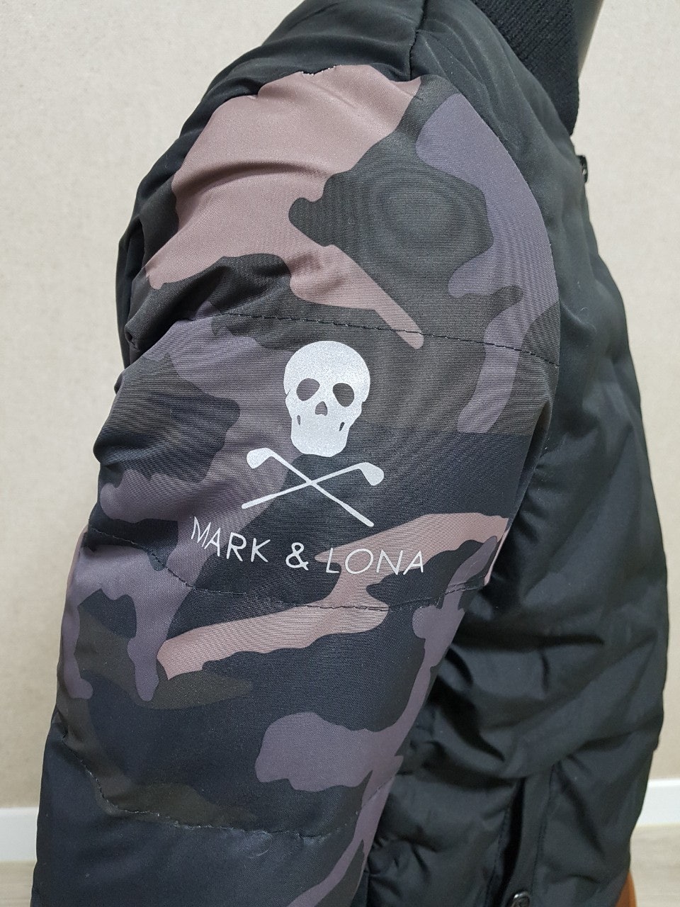 e_d51Ud018svc130qsy48vmd05_oxthmn.jpg?type=e1920_std