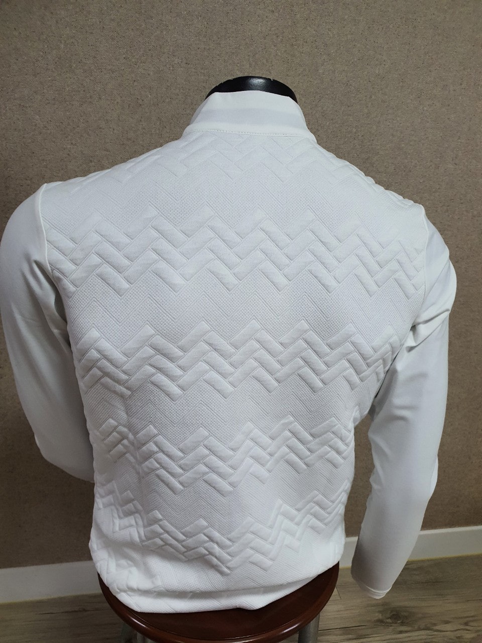 a_hjeUd018svcdxl95x6k8dww_oxthmn.jpg?type=e1920_std