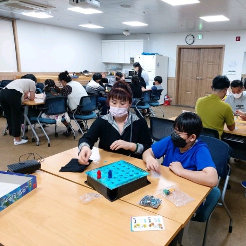 10월16=5일(금) 중국 및 기타나라 자조모임