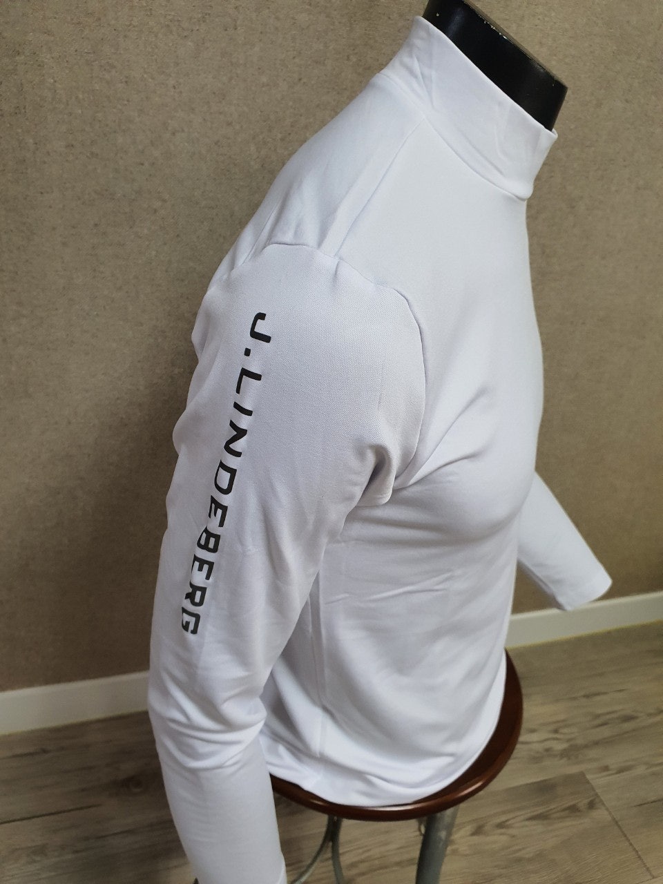 6_ec0Ud018svcfpunke9qh9mf_oxthmn.jpg?type=e1920_std