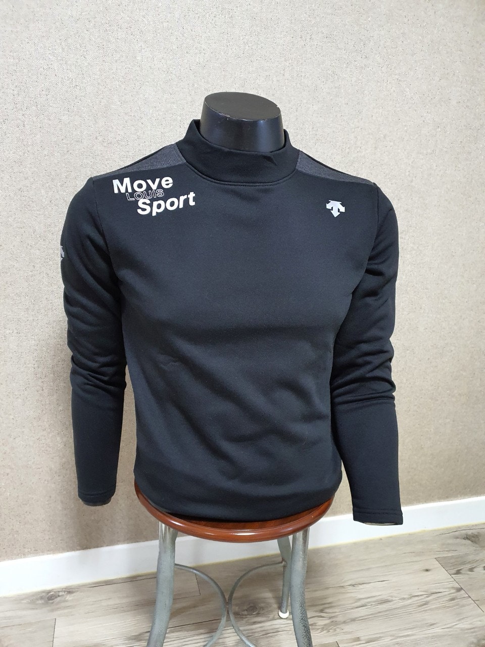 8_h7jUd018svc80ebsyn2zx9j_oxthmn.jpg?type=e1920_std