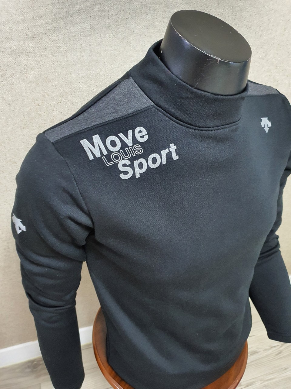 8_j7jUd018svc1v9uejvd0poe7_oxthmn.jpg?type=e1920_std