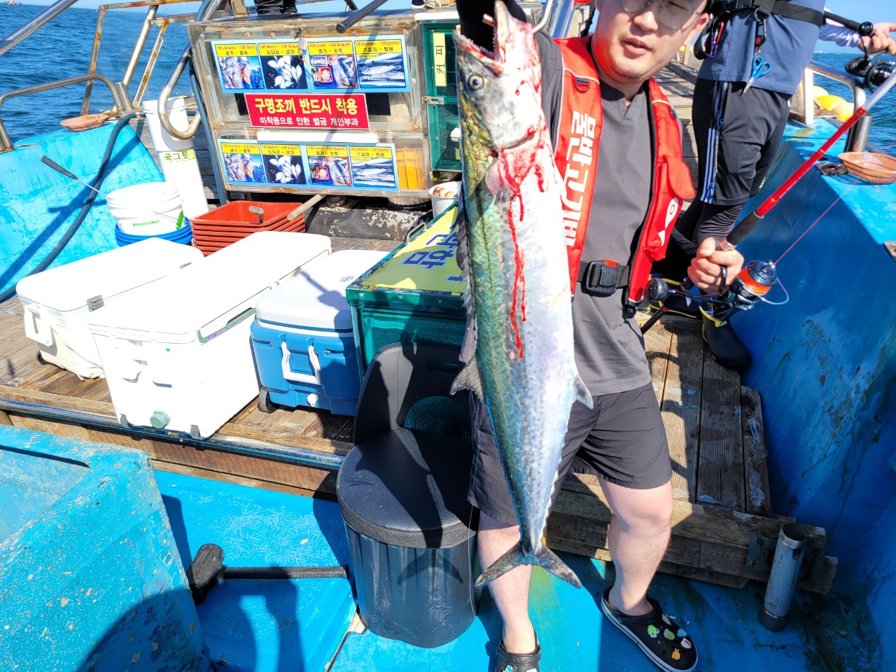 j_644Ud018svc1lednocp8197r_qs86qm.jpg