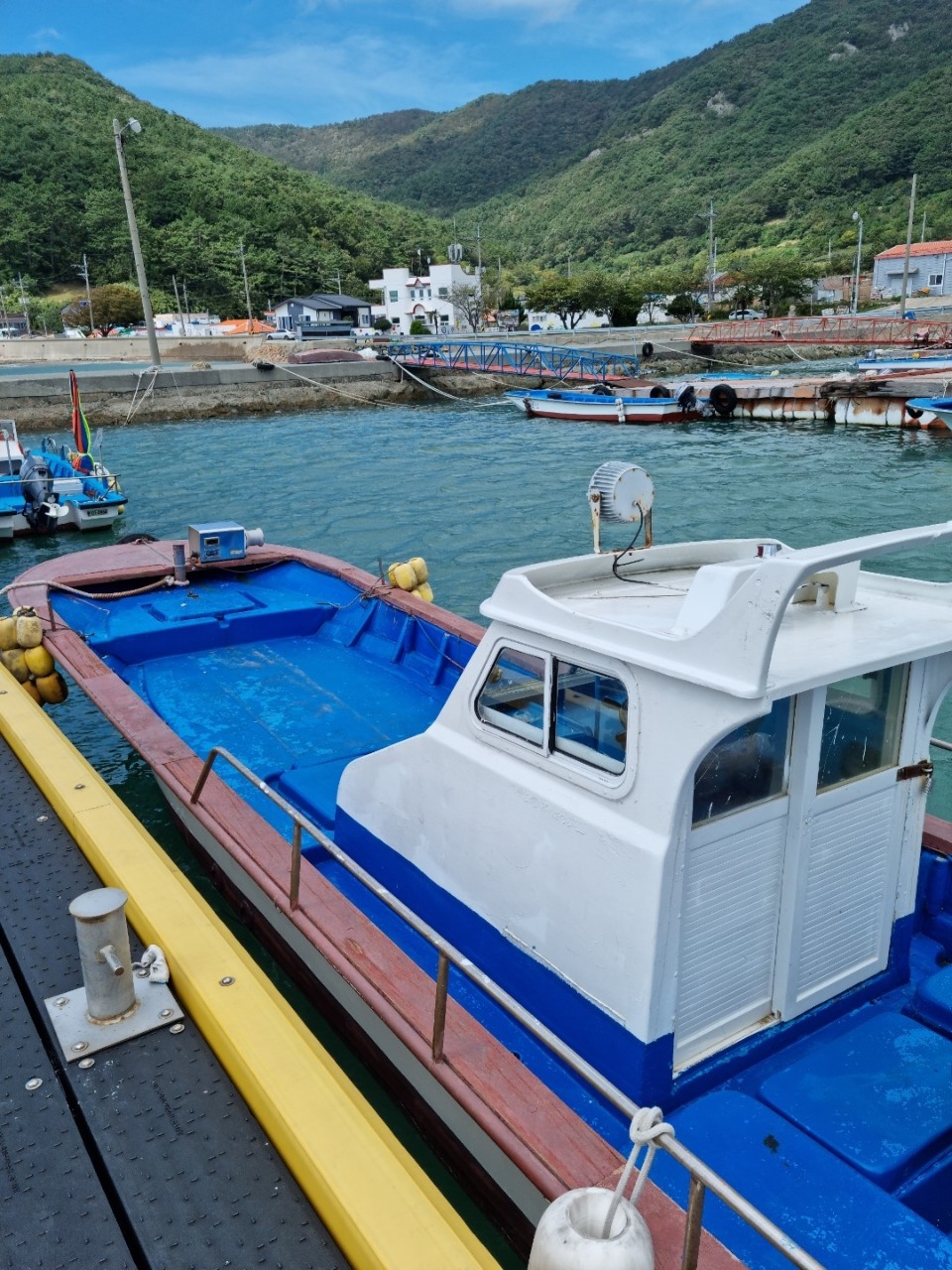 레져선 야마하 4싸 225마력 판매합니다.