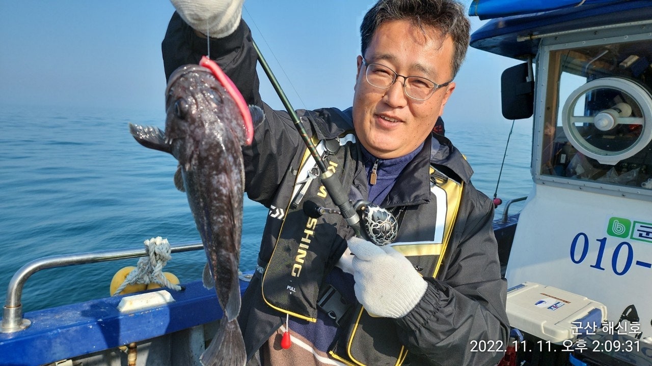 西)서해조황 - 11일 군산시간배 오후에도 군산우럭 마릿수나와요^^ -군산새만금낚시 해신호-