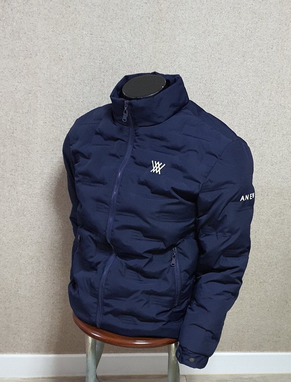 h_745Ud018svc1xlifvre8jfnu_oxthmn.jpg?type=e1920_std