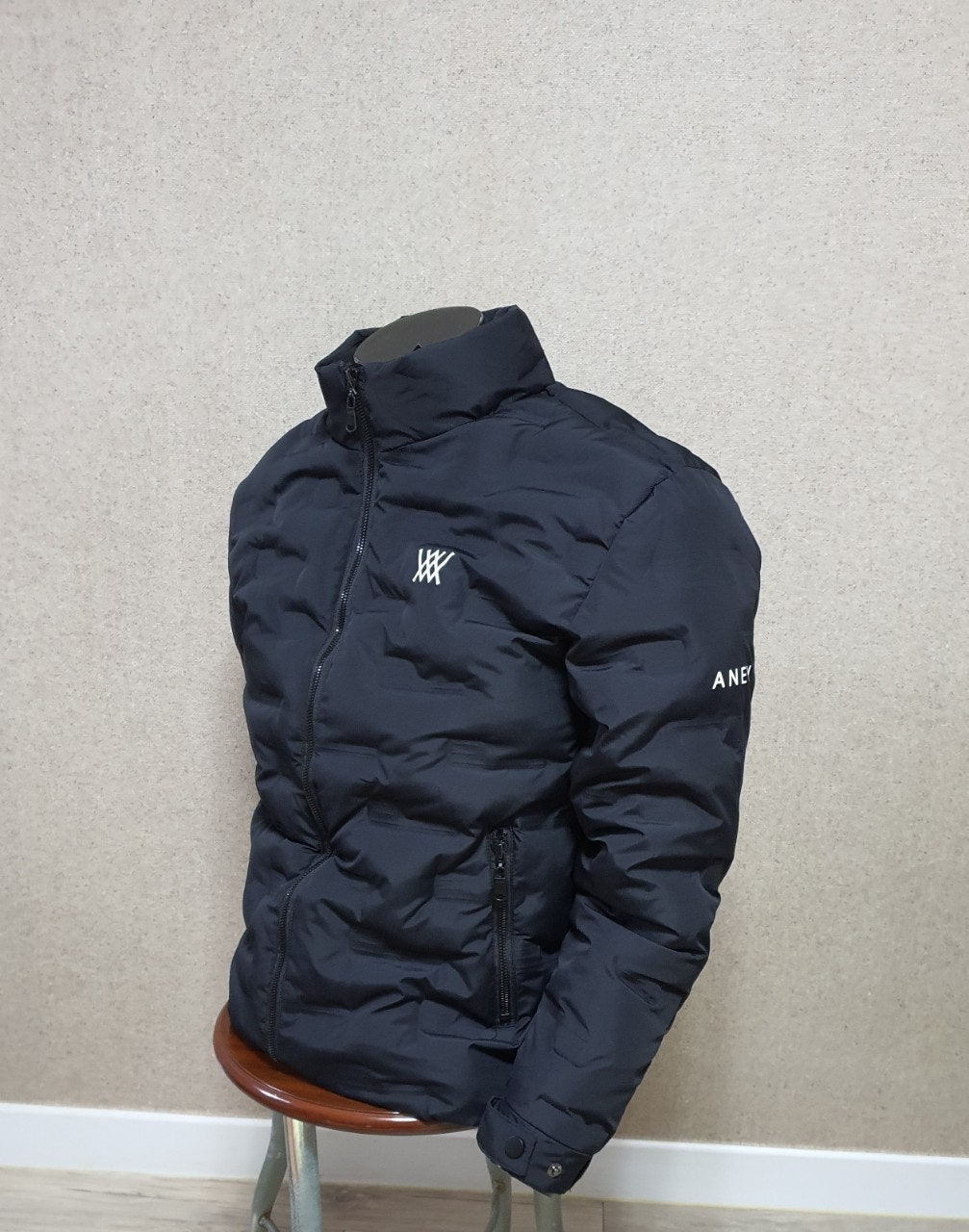 h_i45Ud018svckuaeqc7ronon_oxthmn.jpg?type=e1920_std