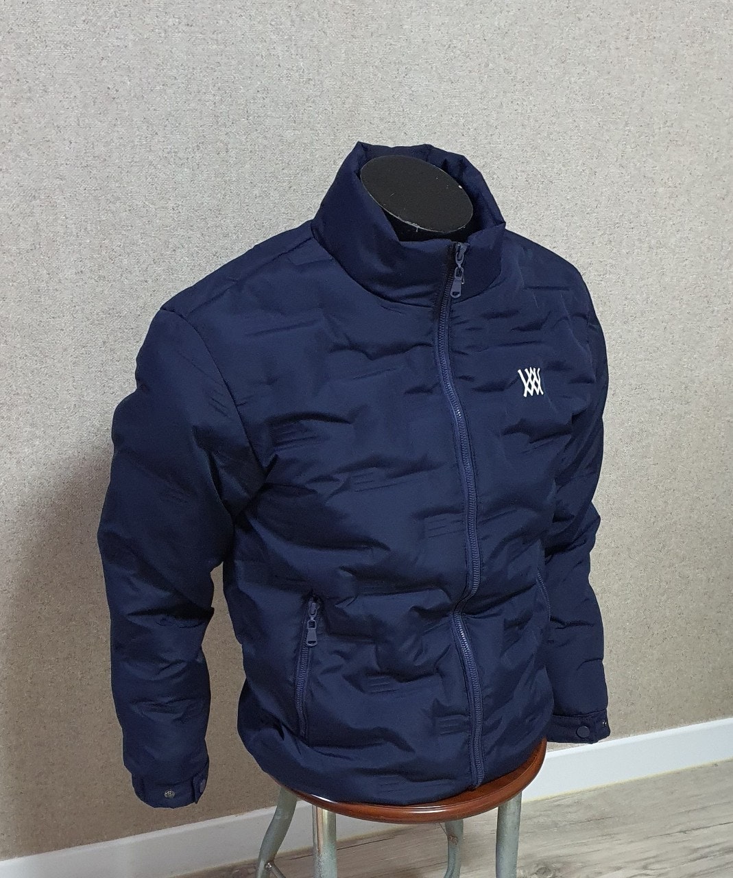 h_645Ud018svc1i0lkm9dbxnn8_oxthmn.jpg?type=e1920_std