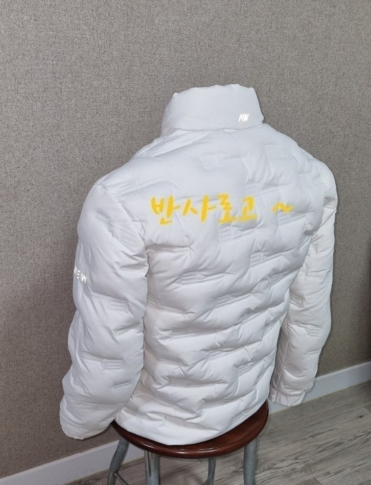 h_245Ud018svc192fr5v0twqn6_oxthmn.jpg?type=e1920_std