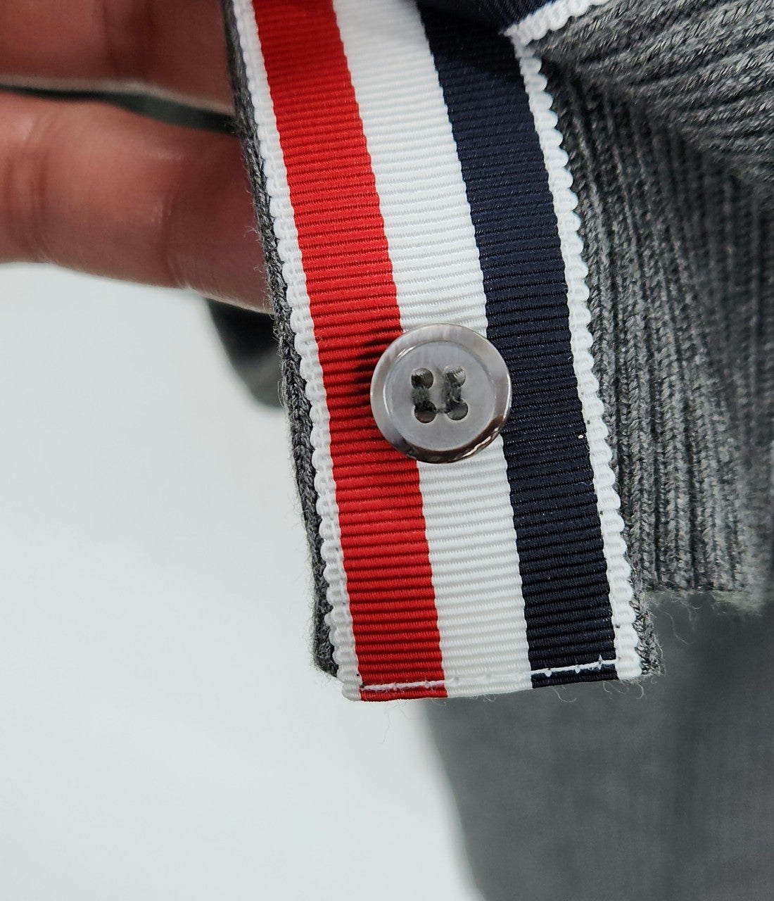 c_ec8Ud018svcabus5y1mfyz_phuwr3.jpg c_ec8Ud018svcabus5y1mfyz_phuwr3.jpg