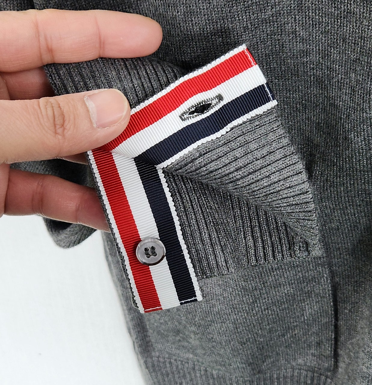 c_cc8Ud018svc1sgi38tvp4mu7_phuwr3.jpg c_cc8Ud018svc1sgi38tvp4mu7_phuwr3.jpg