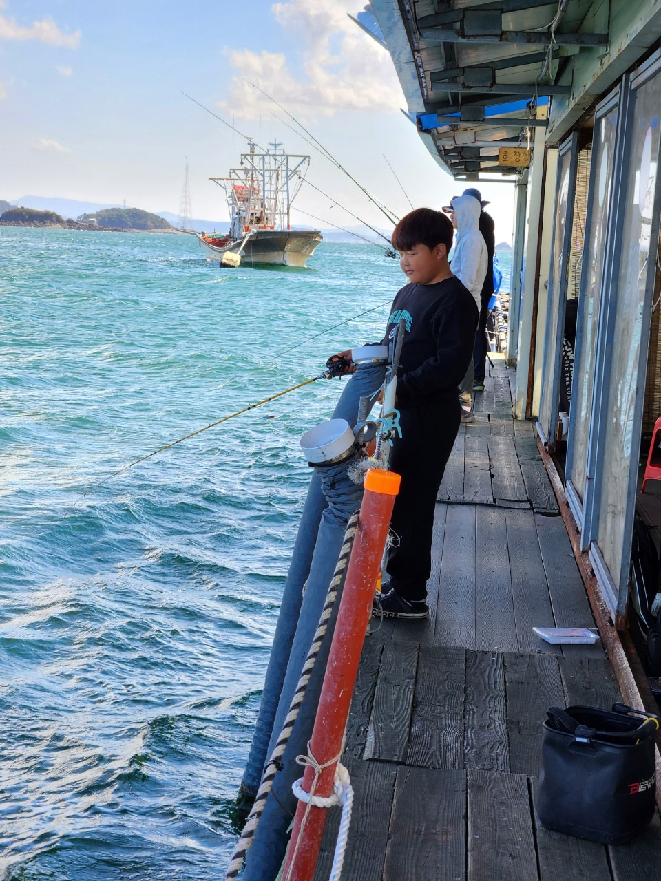 kimpro band images 9_41dUd018svc8f7c4cvgqrl4_ig33ls.jpg