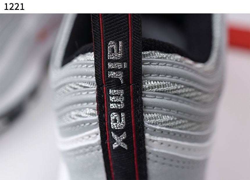 f_aj7Ud018svc1r06aqva02nyv_w74492.jpg