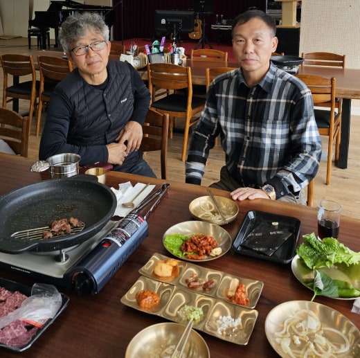우둥한우 이미지