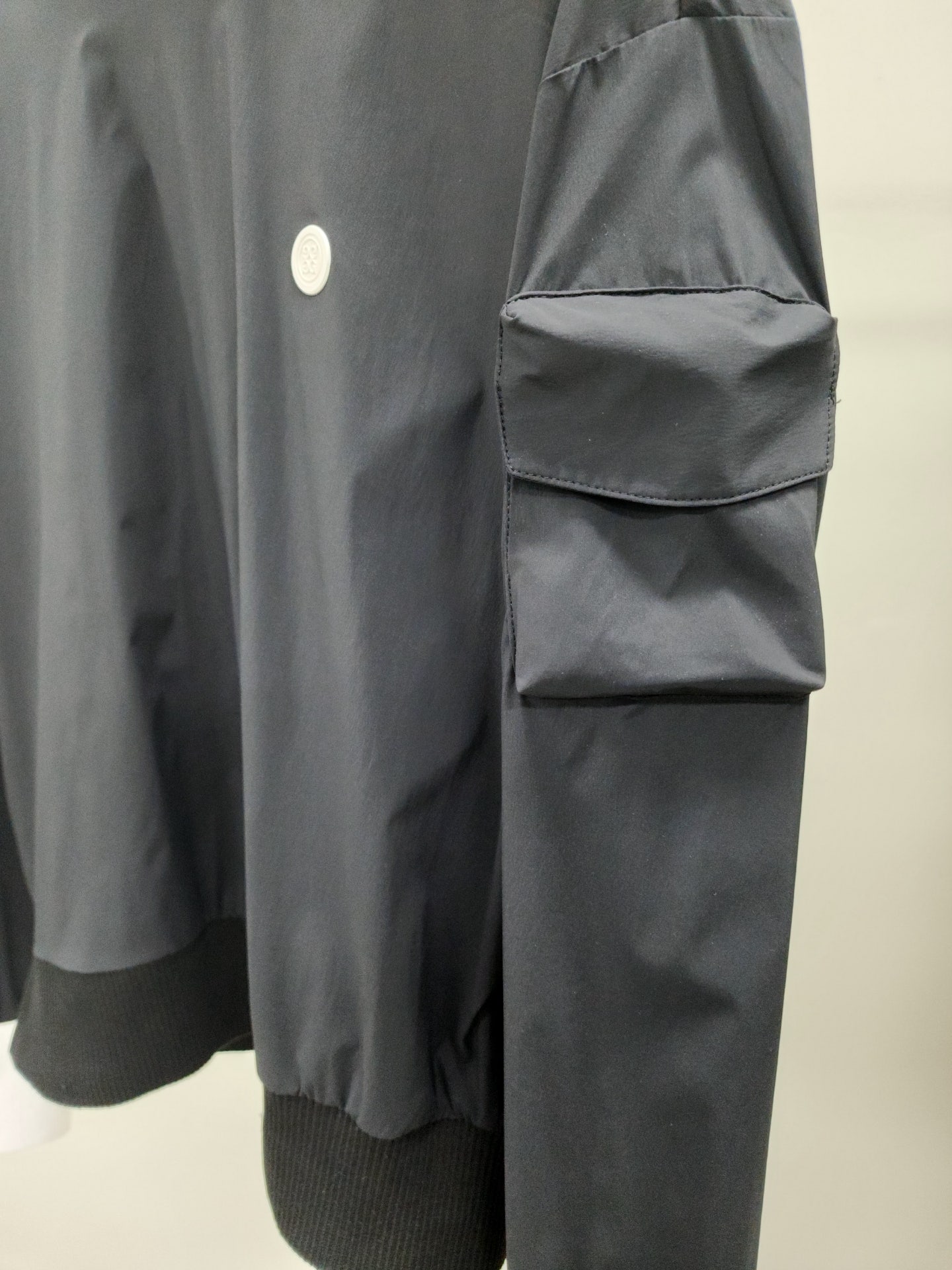 d_i98Ud018svc12pmeff0hk4co_3z2y7.jpg?type=e1920_std