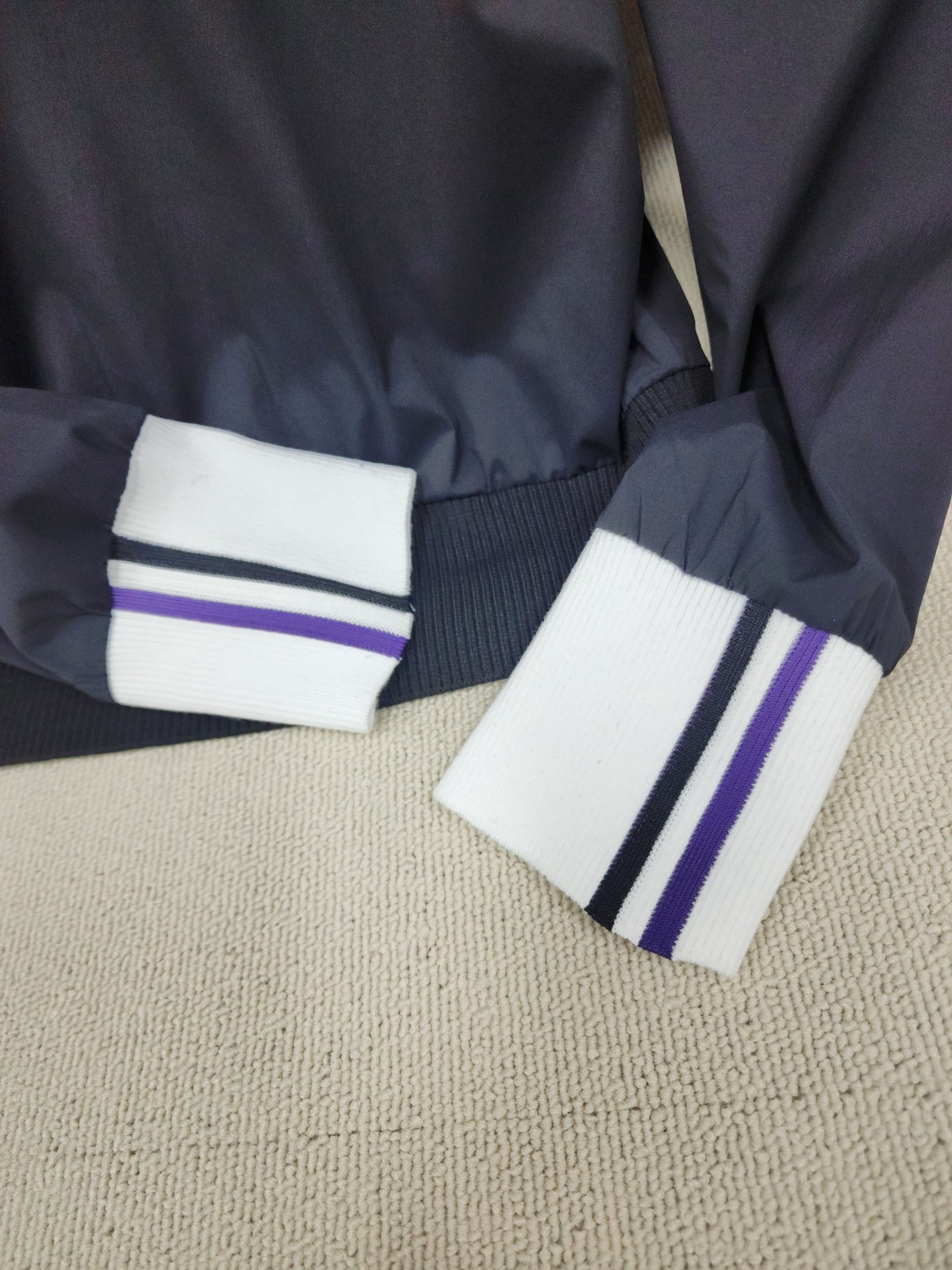 c_e98Ud018svc1ekwkuyppqkf5_3z2y7.jpg?type=e1920_std