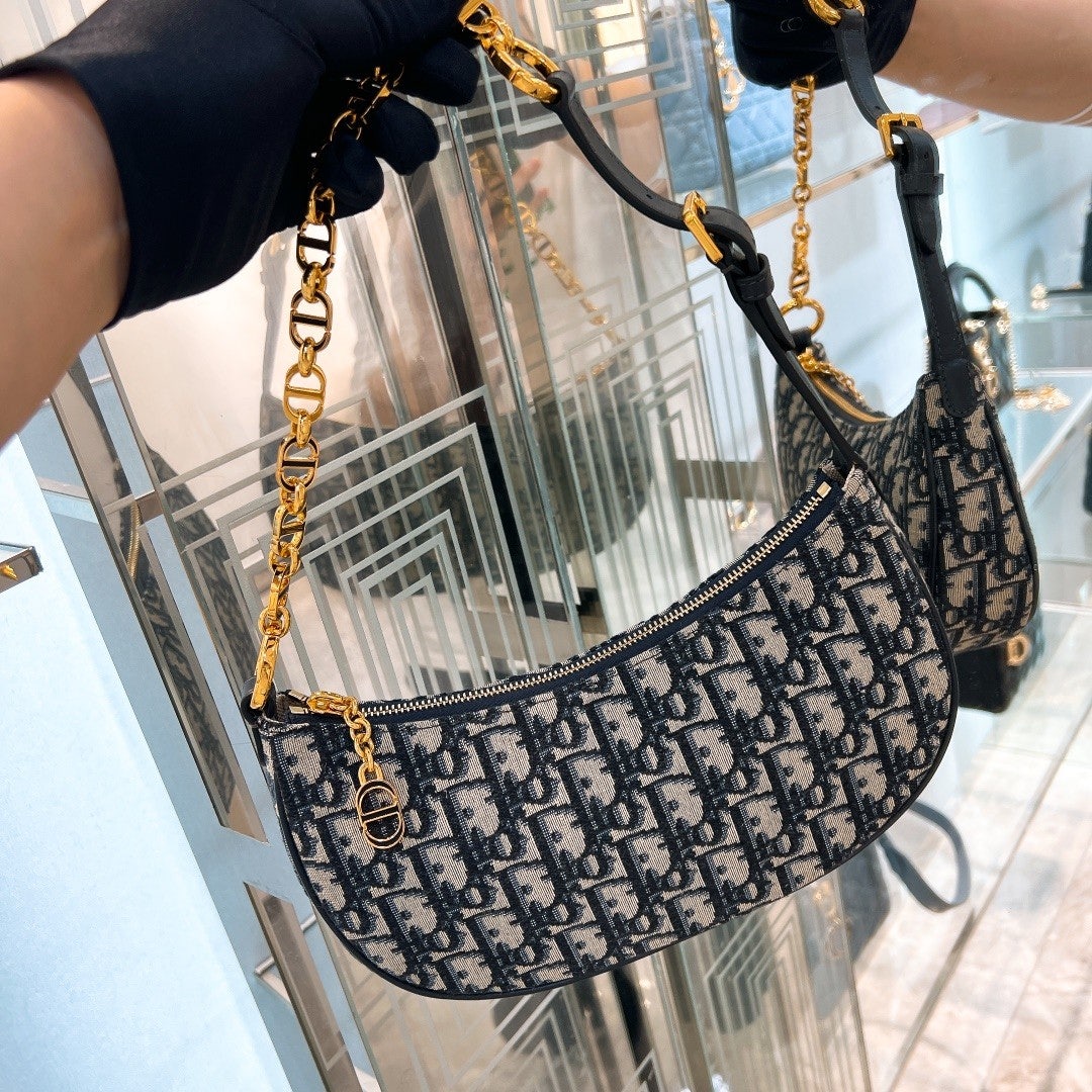 4_60aUd018svc8wwljo26sorx_297ld.jpg?type=e1920_std