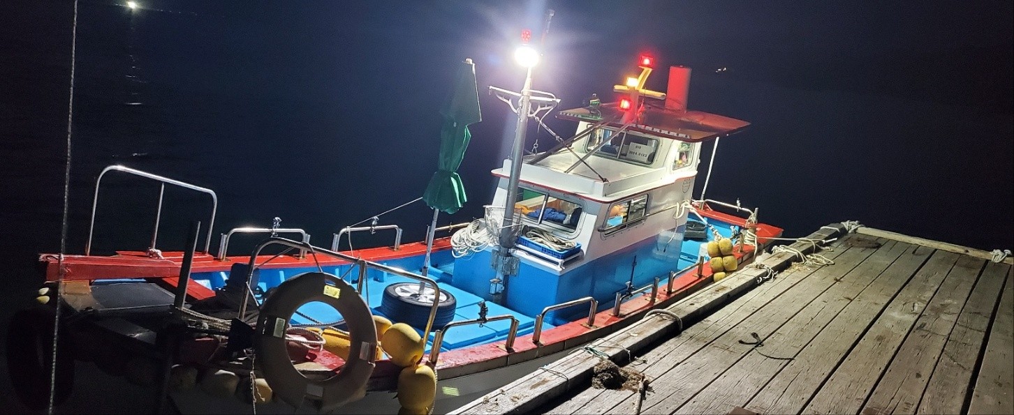 레져선 2.84톤 선내기 판매합니다