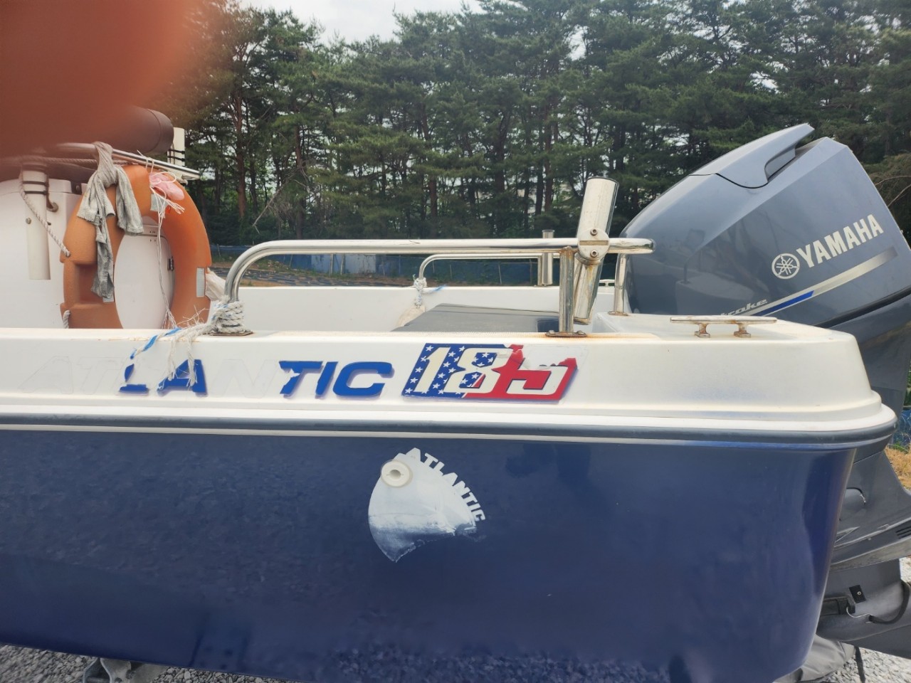 레져선 0.96톤 선외기 90마력 판매합니다.