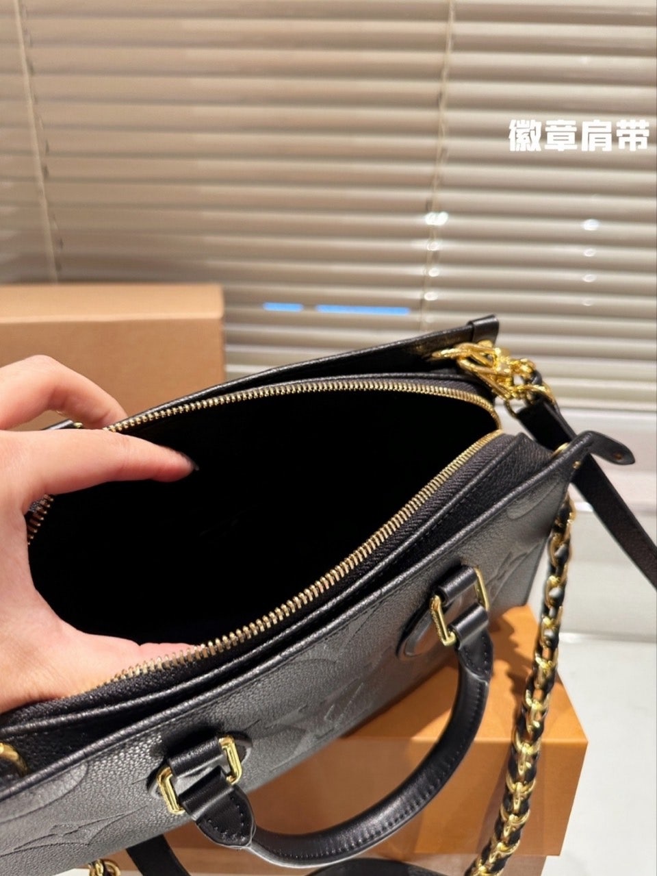 9_32aUd018svc6l0s2uif6y5y_vob3s.jpg