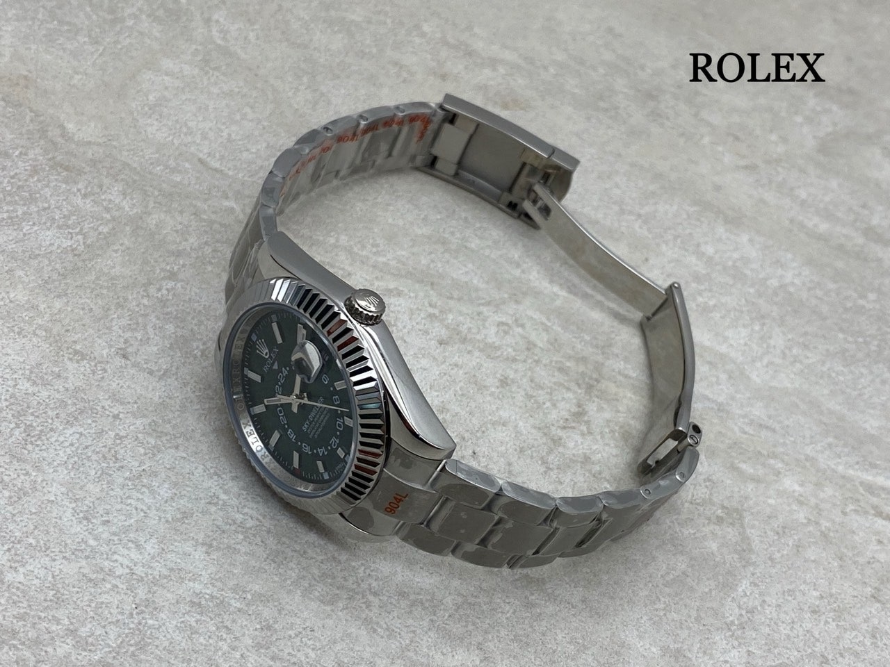 2_b0hUd018svc2ajyefl9cwii_vq7l87.jpg 2_b0hUd018svc2ajyefl9cwii_vq7l87.jpg