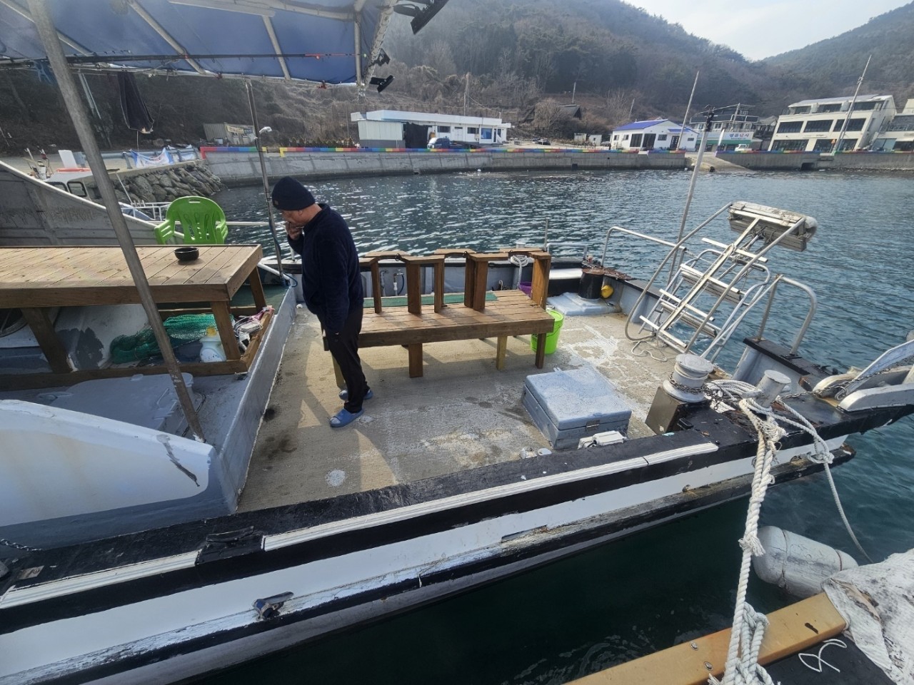레져선 18톤 판매합니다.