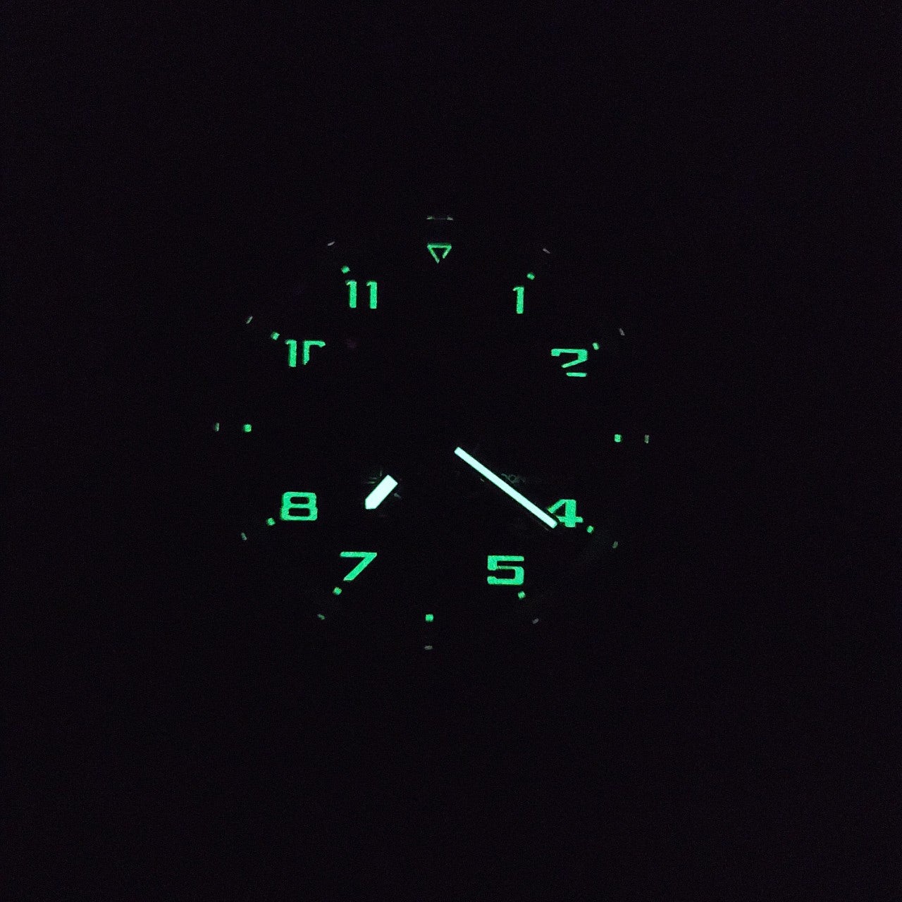 6_iiiUd018svcsfpqk2jdi0o2_2cphtw.jpg