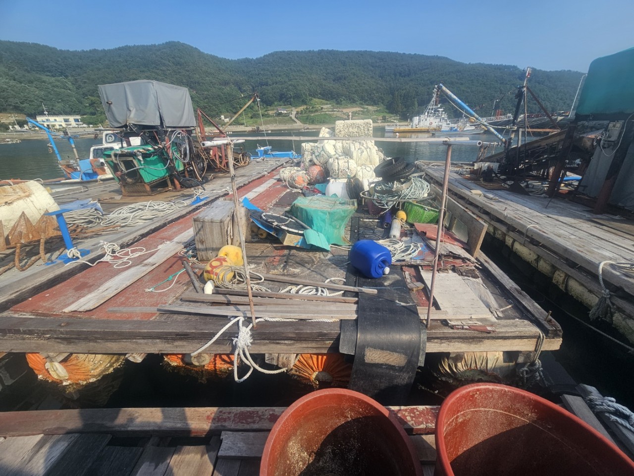 굴채취기.작업장.뗏목 3개 일괄 판매합니다.