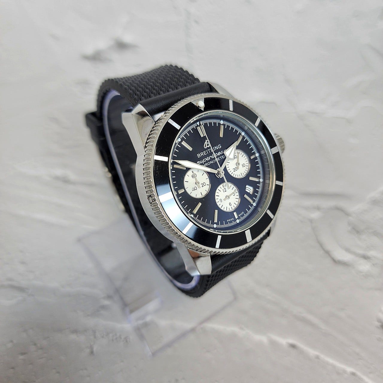 0_552Ud018svcx8cl1359l1v1_2cphtw.jpg