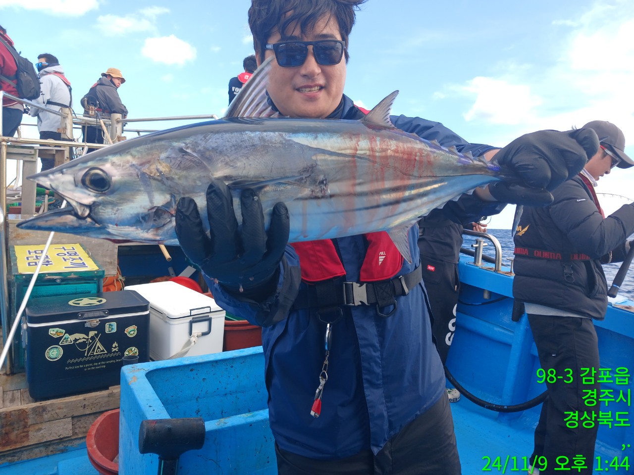 i_bc1Ud018svc1wx6cixhuhdr3_9bt2m0.jpg