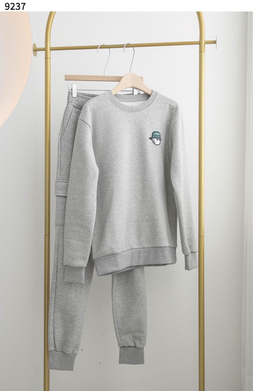 j_jg9Ud018svc1r42x4mwf2r34_tvre2w.jpg?type=e1920_std