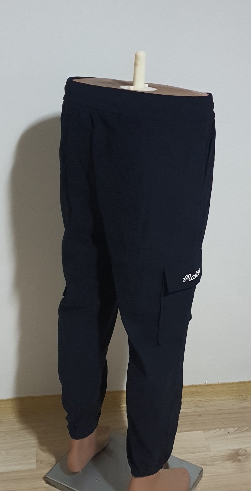 3_6h8Ud018svc1hhh2ulh963kz_oxthmn.jpg?type=e1920_std