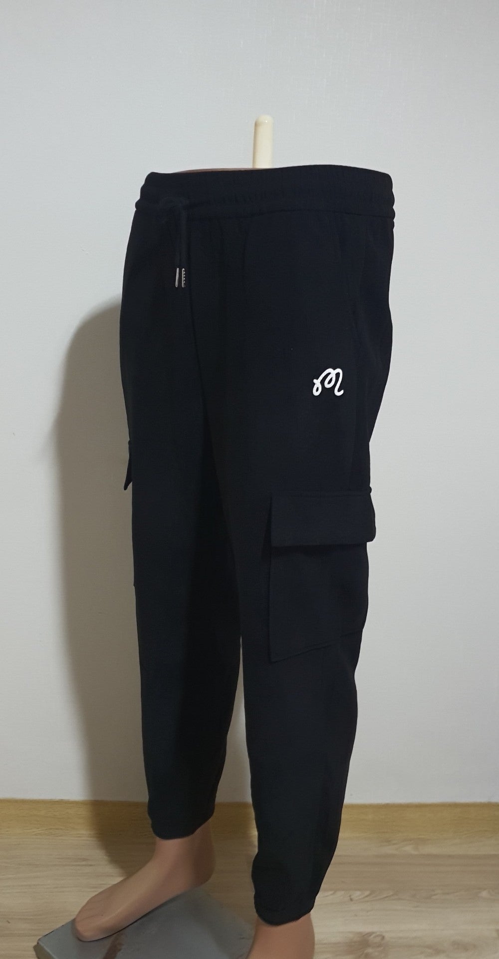 4_0h8Ud018svcqd7307xui133_oxthmn.jpg?type=e1920_std