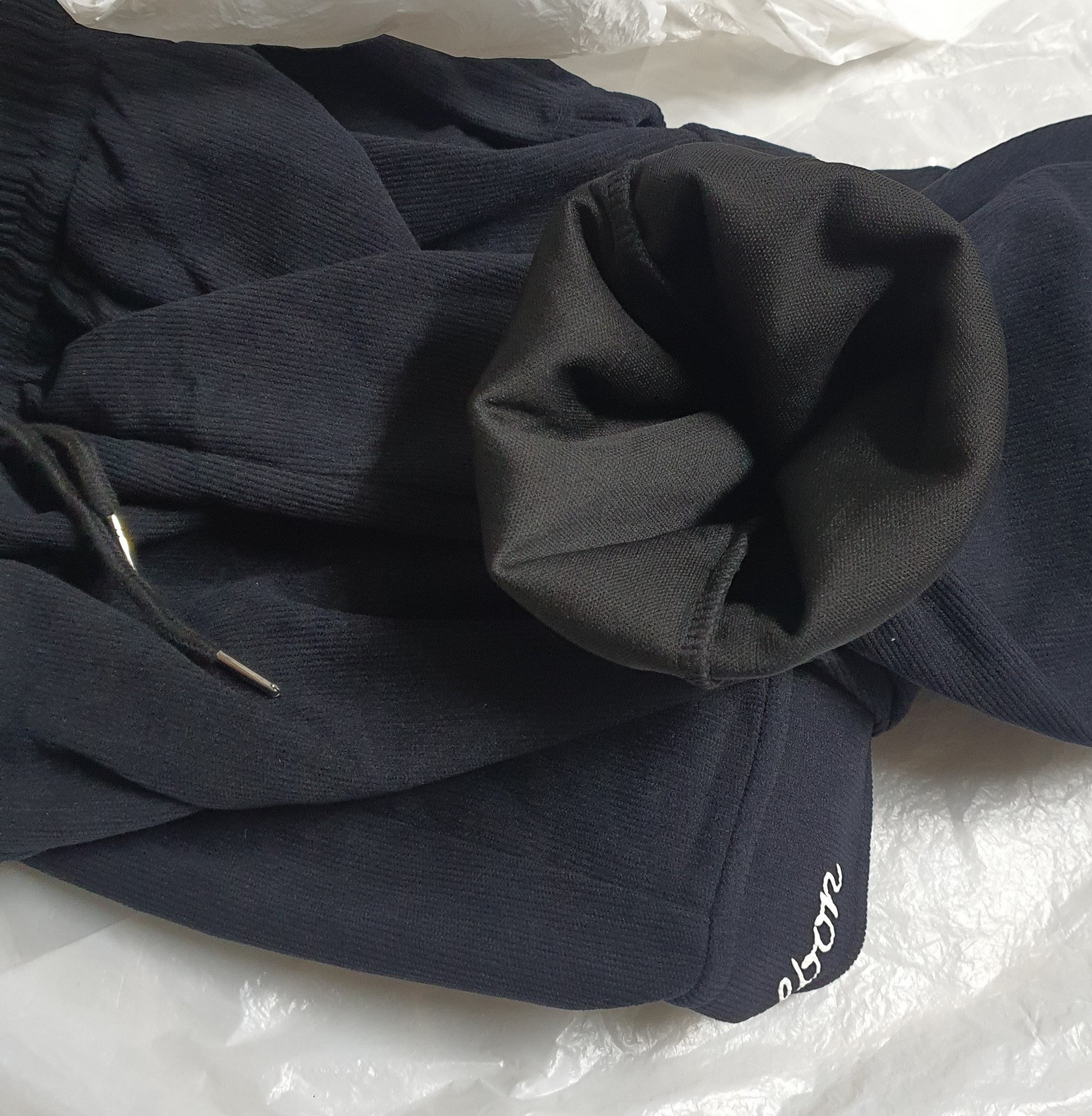 0_5i6Ud018svcdz6qbir0g712_oxthmn.jpg?type=e1920_std