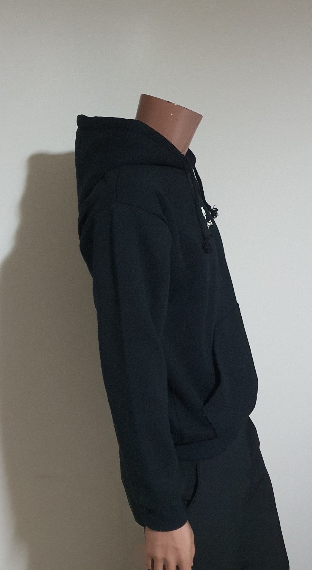 g_b5fUd018svc1d4hic7szd38h_oxthmn.jpg?type=e1920_std