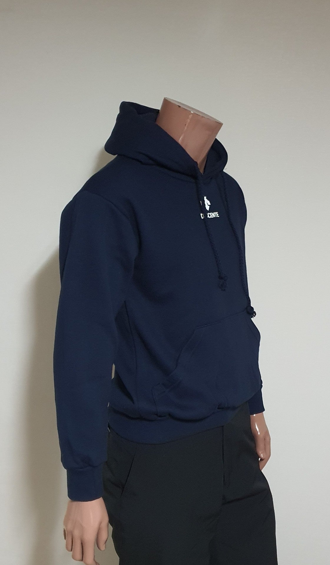 e_e5fUd018svc1gfrgr3jq0deo_oxthmn.jpg?type=e1920_std