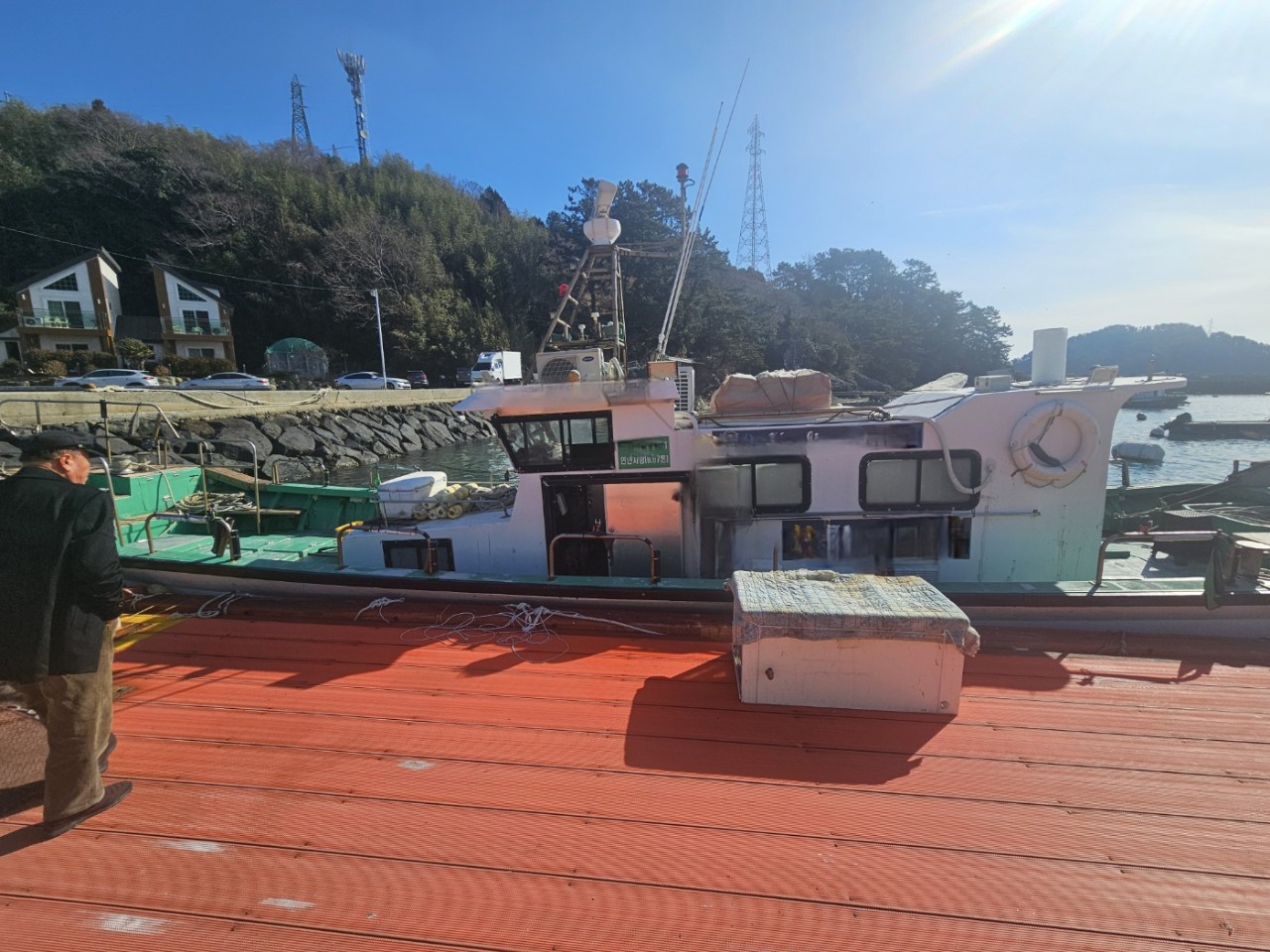 경남 6.67톤 연안자망허가 낚시어선 판매합니다.