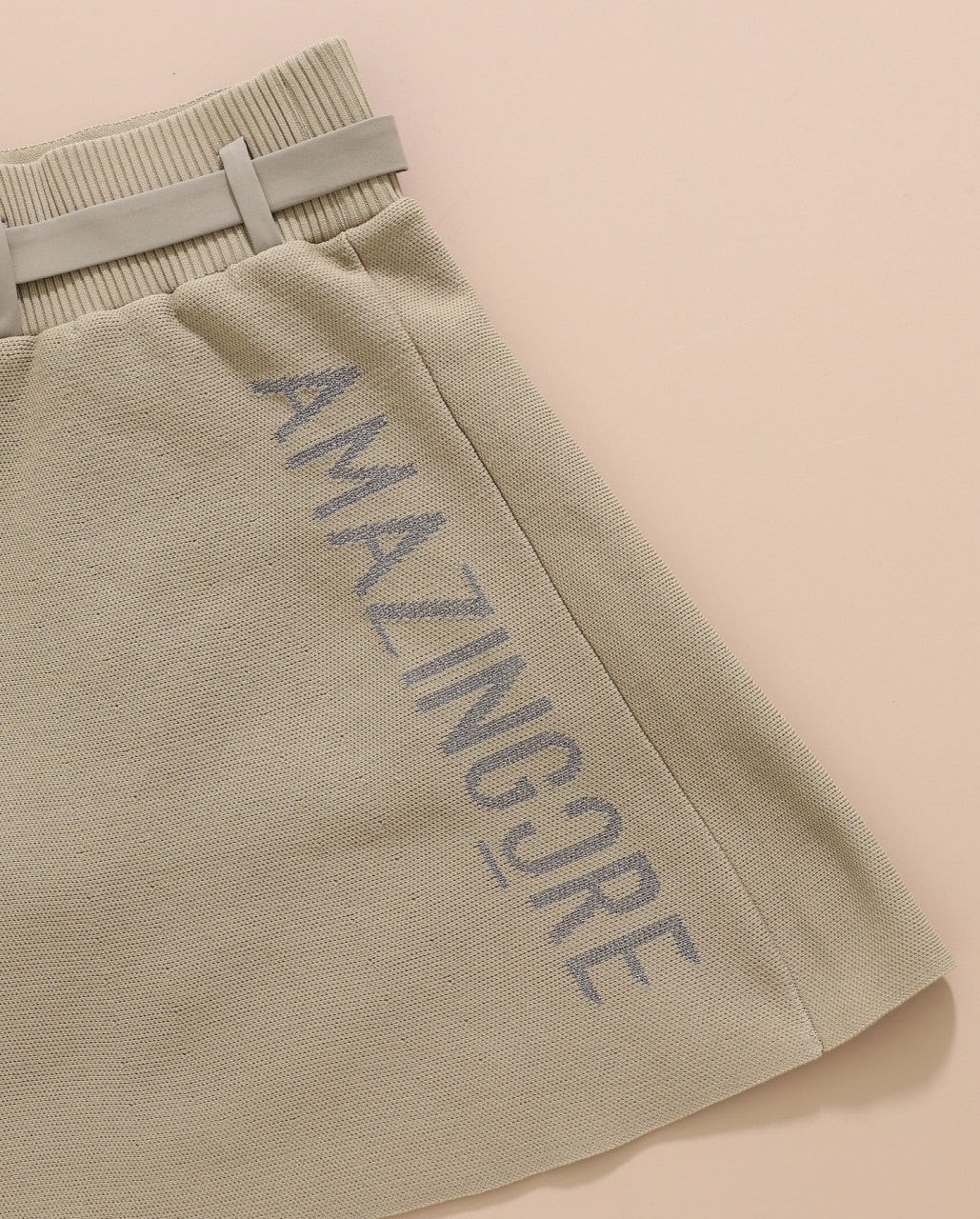 d_9i4Ud018svcrbbotk2f4bzt_hoq52o.jpg?type=e1920_std