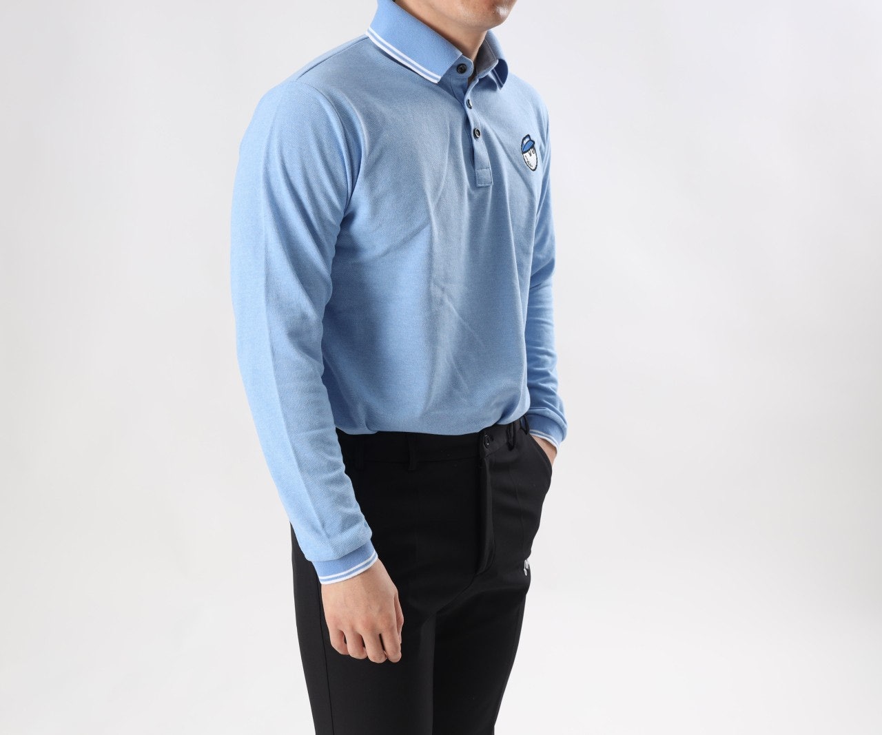 a_9c1Ud018svcs3btfdx9qjzn_fafp62.jpg?type=e1920_std