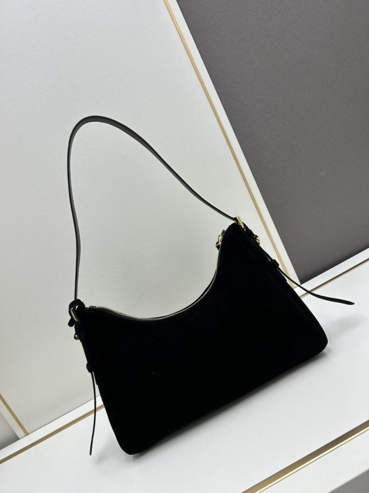 h_gb5Ud018svc4wf213innnnb_eg520k.jpg