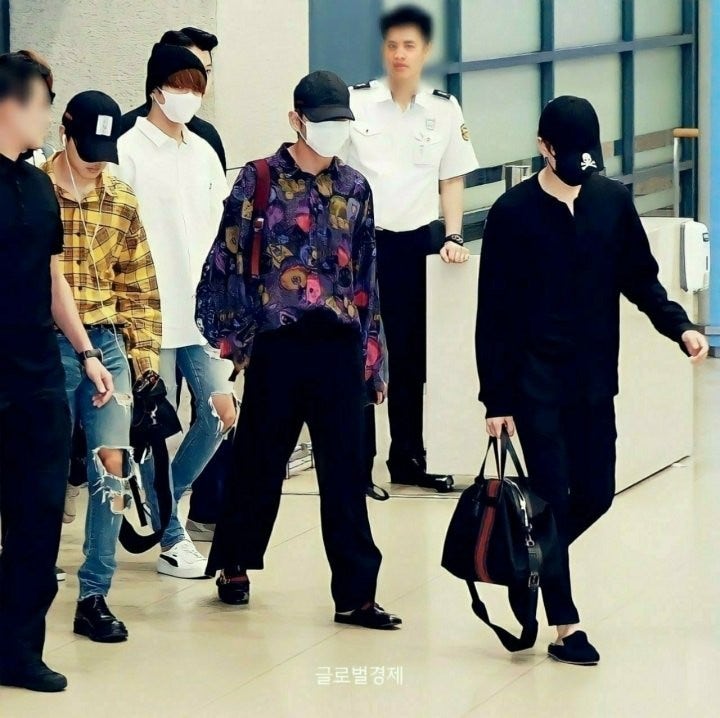 i_059Ud018svc1uayshopar1tg_xlakd.jpg?type=e1920_std